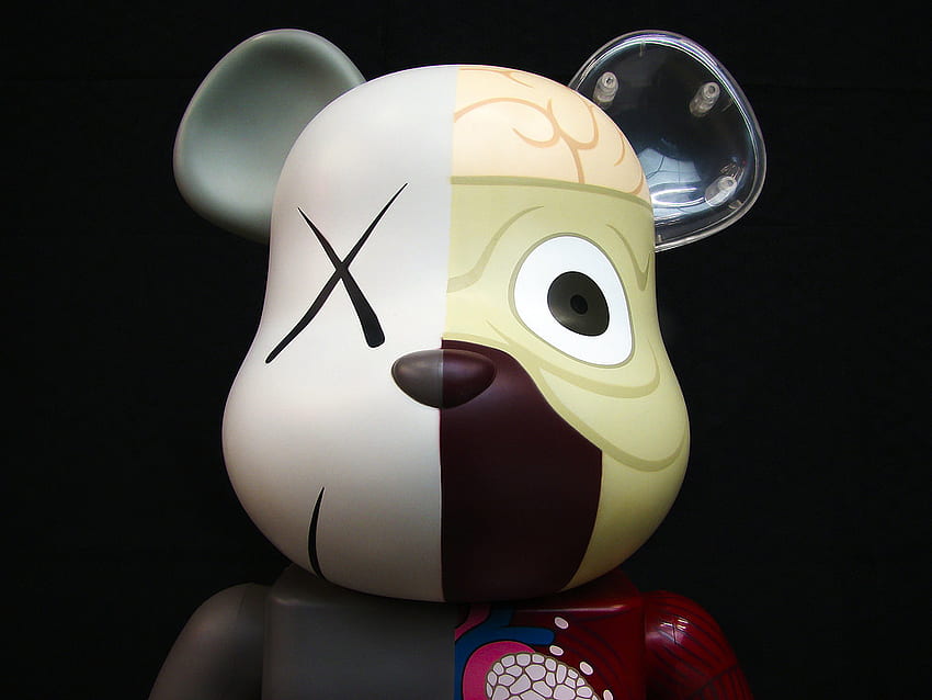 Hình nền Bearbrick 4K 0011